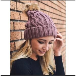 Cable Knit Fur Pom Beanie Toboggan‎ Hat Mauve Brand New